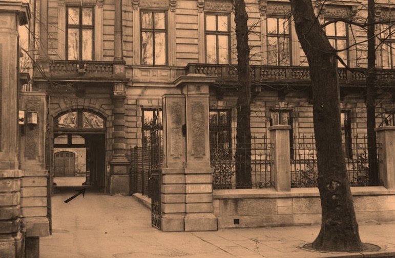 Foksal 3. Fot. z 1934 r. domena publiczna, Wikipedia